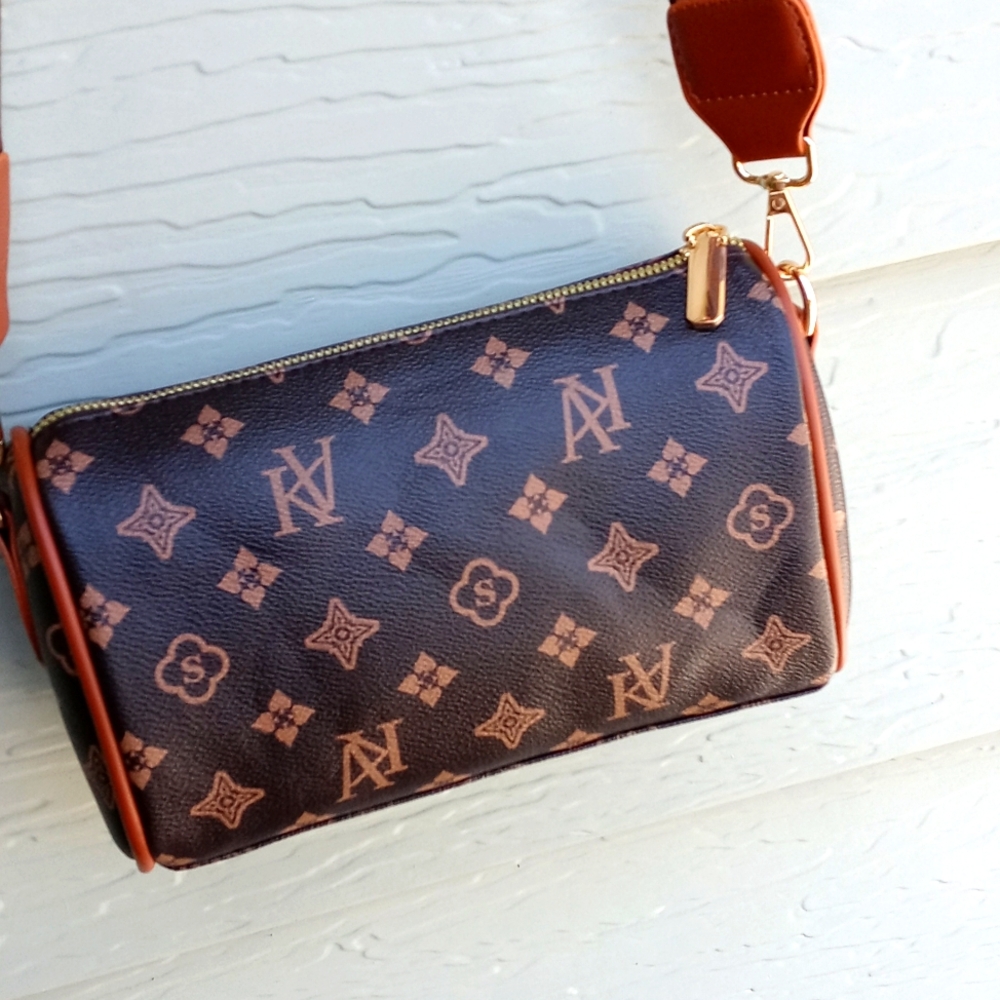 KA Fashion Barrel Cross body Bag - Picture 5 of 6